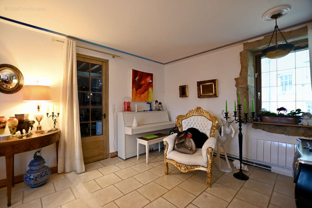 Maison à VEZELAY