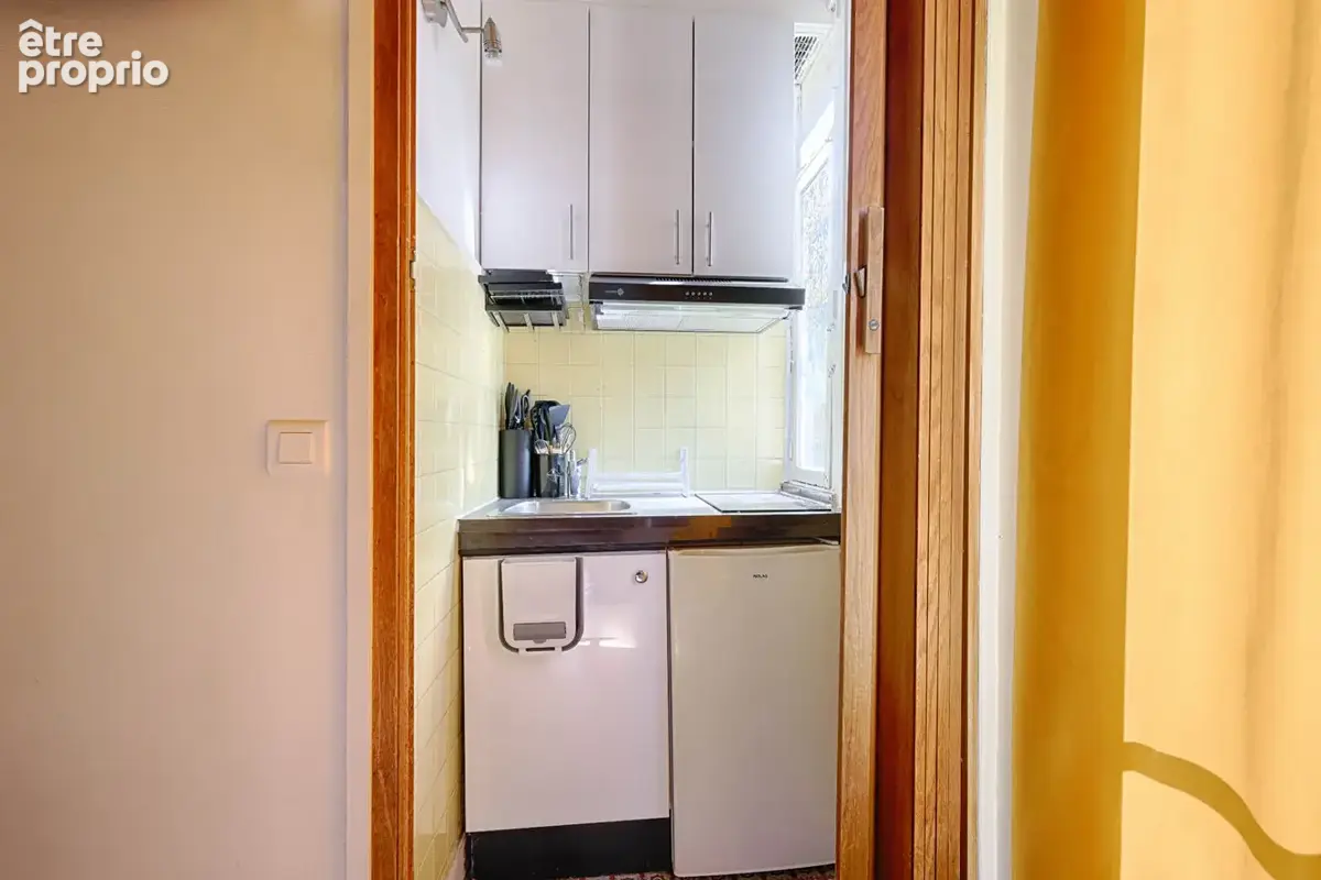 Appartement Paris 1 pièce(s) 10.85 m2 - photo 3