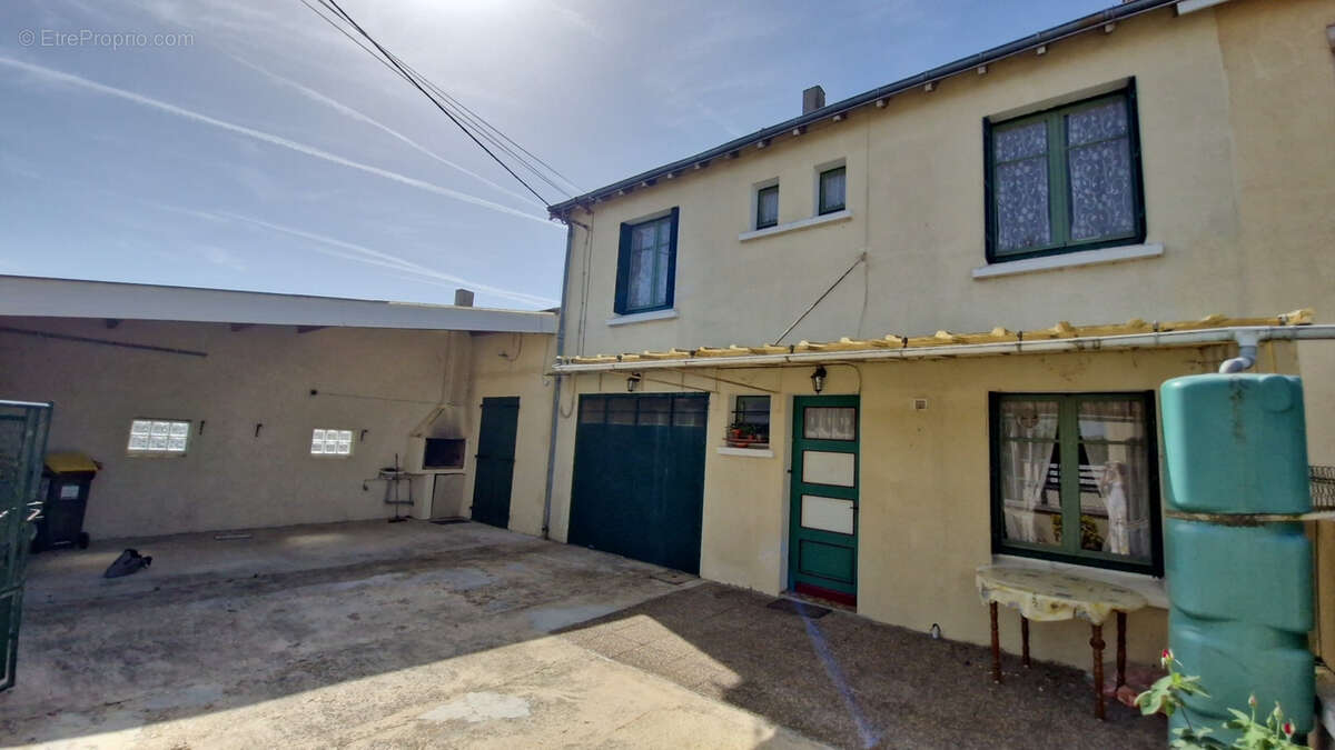 Maison à CHATELLERAULT
