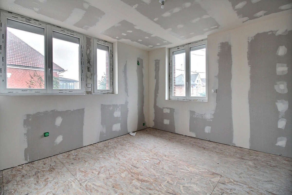 Maison à SAINT-AMAND-LES-EAUX