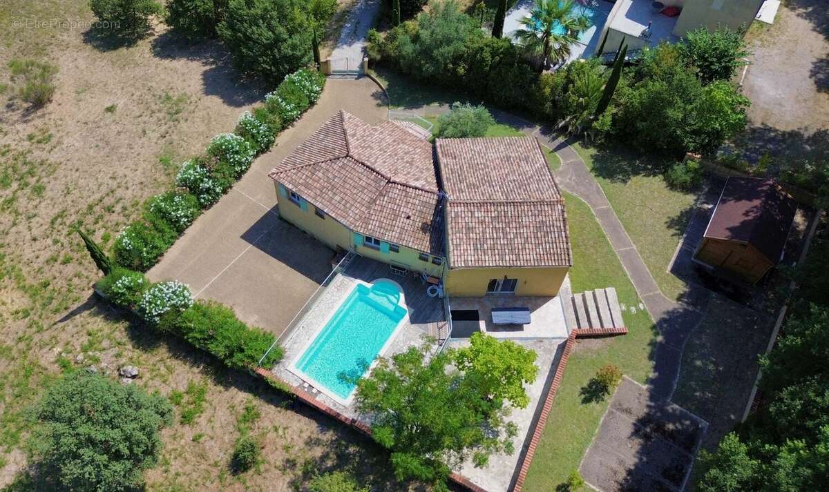 Maison lumineuse de 4 chambres avec grand jardin, piscine et vues dégagées près de Pézenas - photo 25