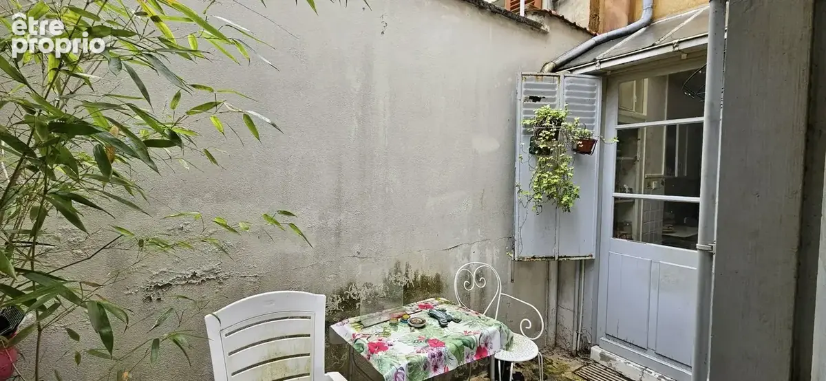 Immeuble de 288 m2 - photo 2