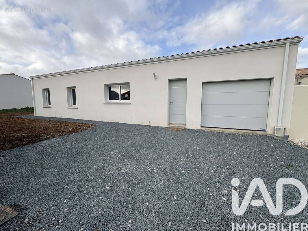 Photo 1 - Maison à ECHILLAIS