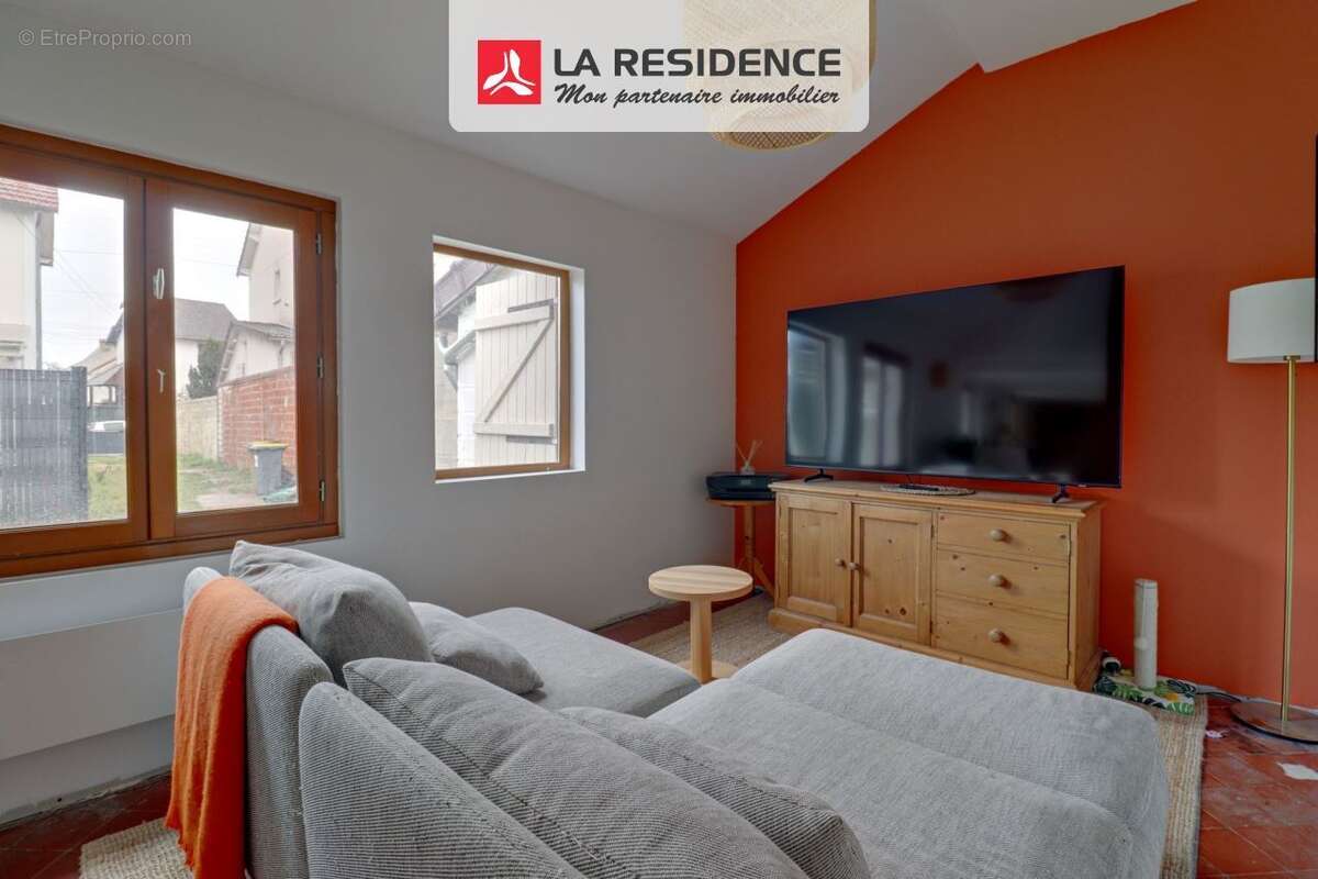 Maison 43 m² à Acheres  - photo 2