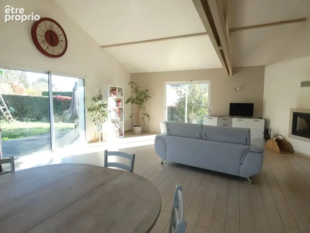 Maison 175 m² à Hurigny  - photo 8