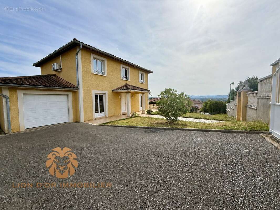 Maison 145 m² à Genay  - photo 4