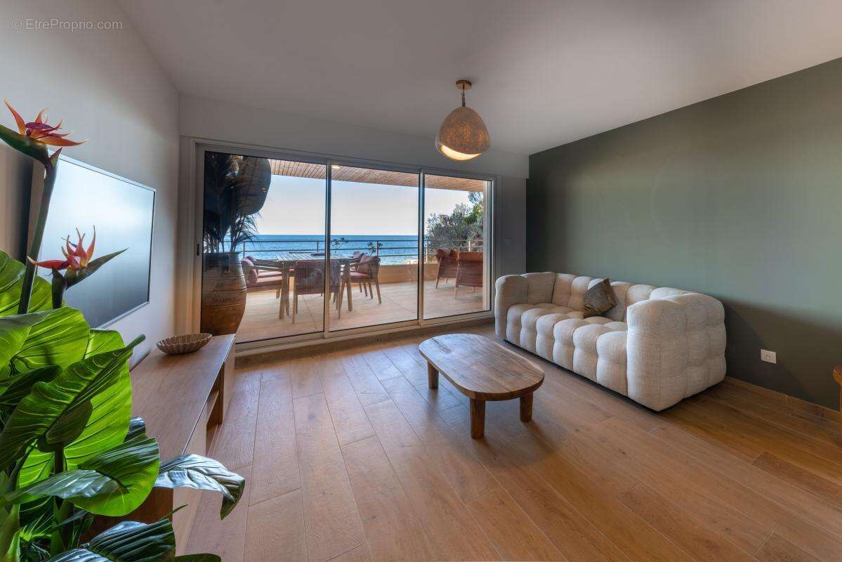 Appartement à SAINT-RAPHAEL