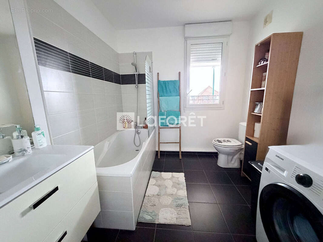 Appartement à VIGNEUX-SUR-SEINE