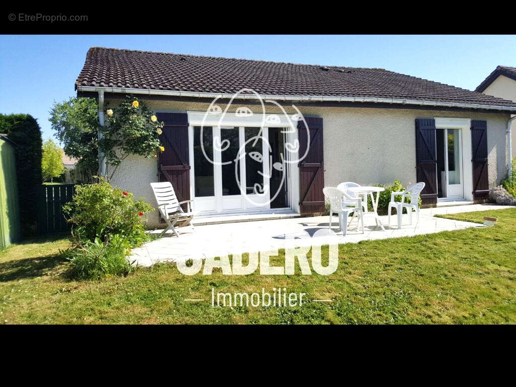 Maison à FRANQUEVILLE-SAINT-PIERRE