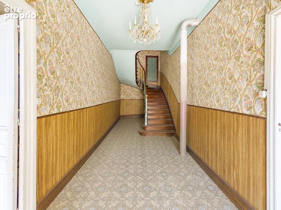 Maison Viré 7 pièces 355 m2 - photo 2