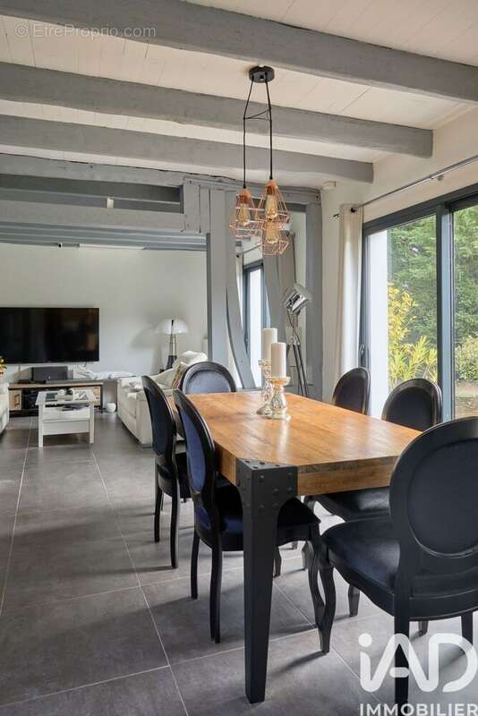 Maison 105 m² à Trouville-La-Haule  - photo 7