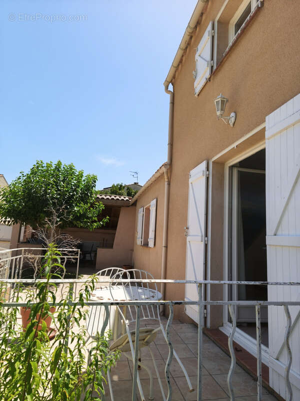 Maison à MOUSSAN