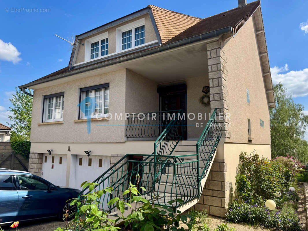 Maison à CORBEIL-ESSONNES