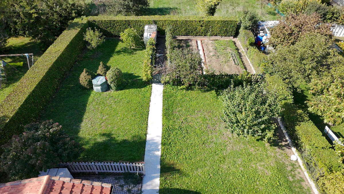 Maison à VEYRE-MONTON