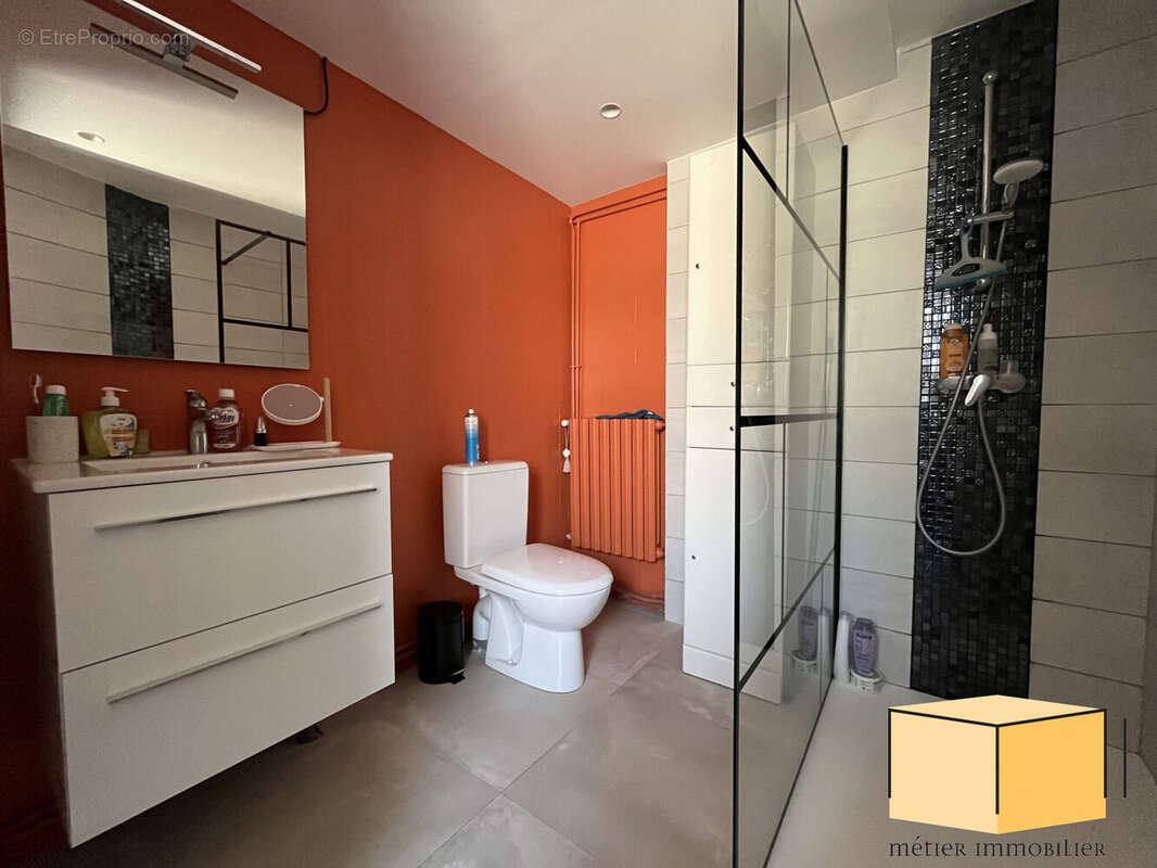 Maison 144 m² à Champagne-En-Valromey  - photo 4