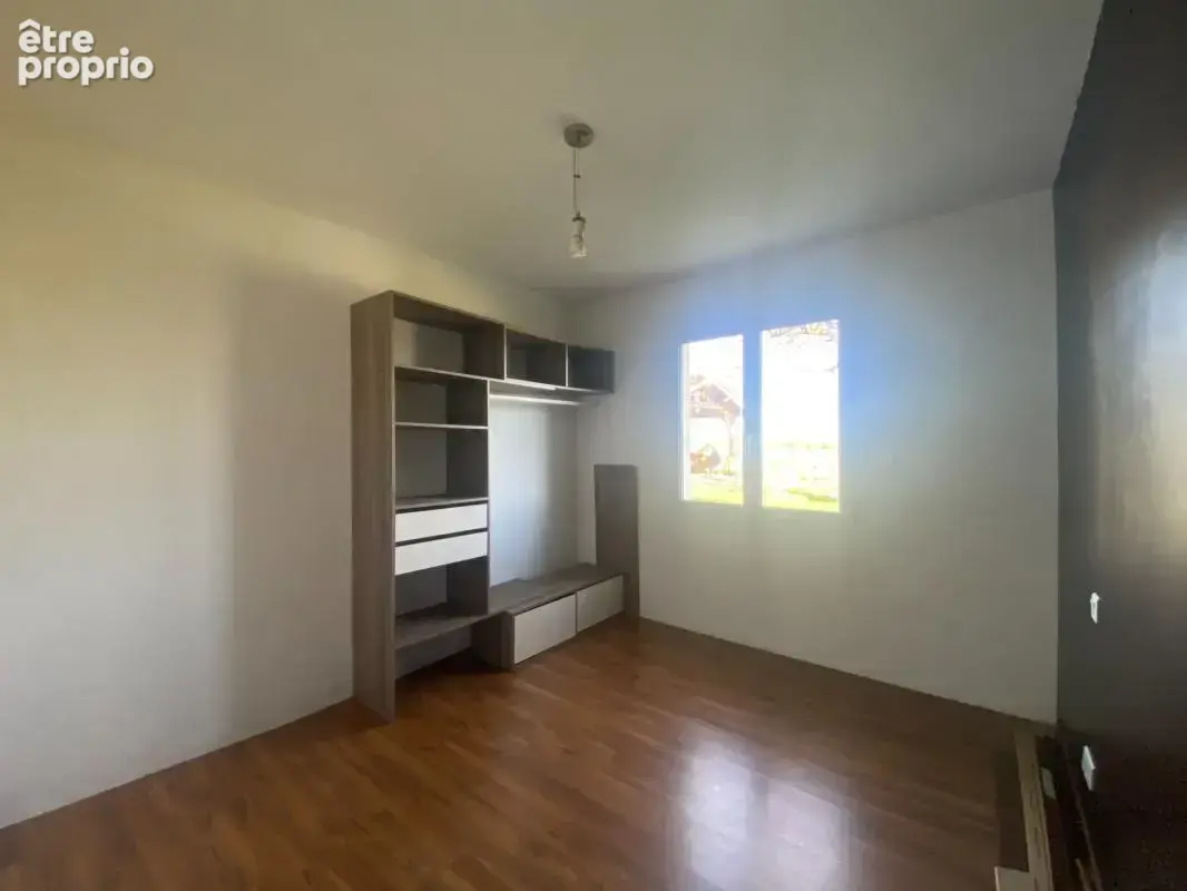 Maison familiale 4 chambres, avec piscine, dépendance, et vue dégagée - photo 8