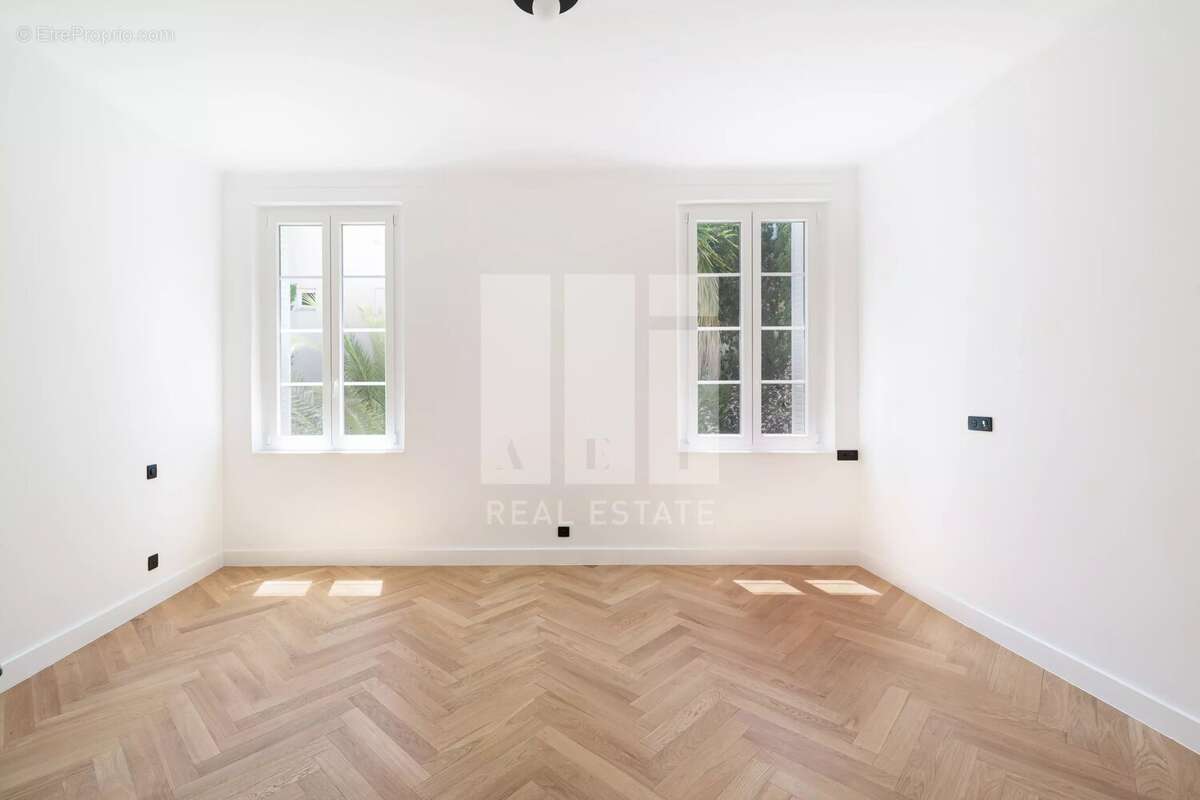 Appartement à LE CANNET