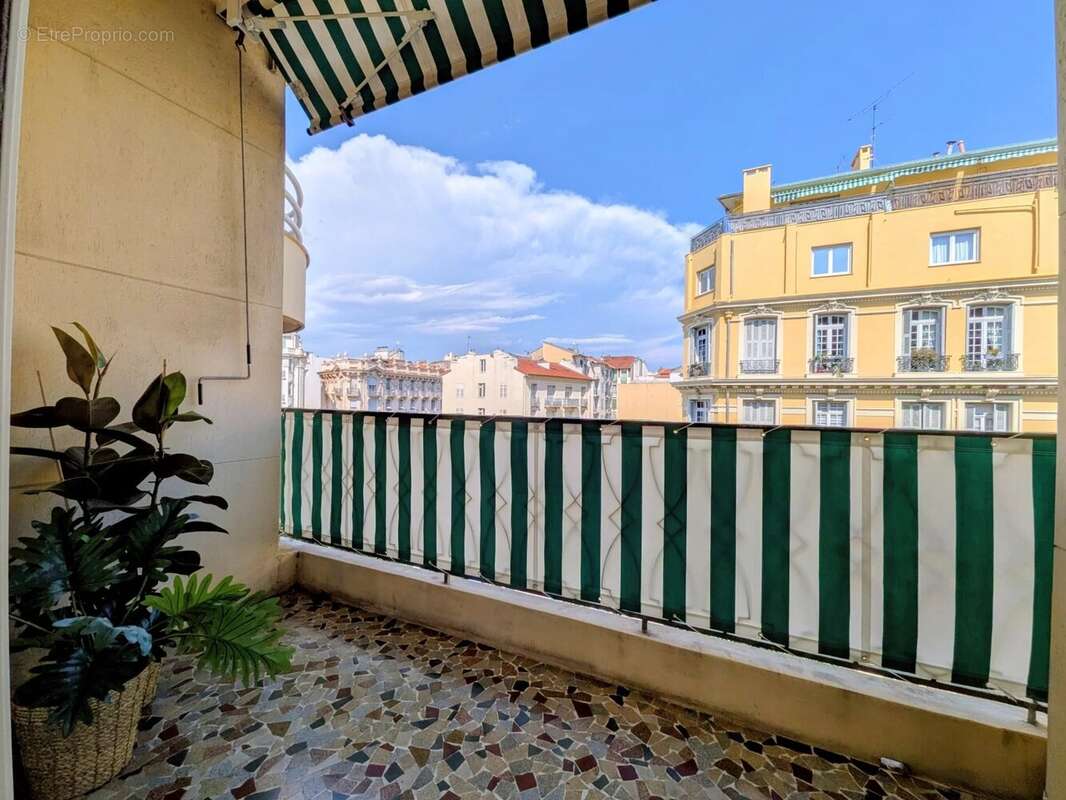Appartement à NICE