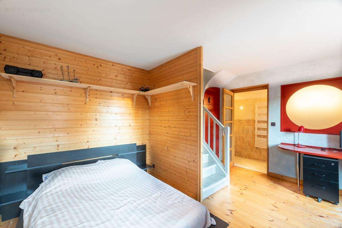 Maison familiale avec piscine et grand terrain - photo 10