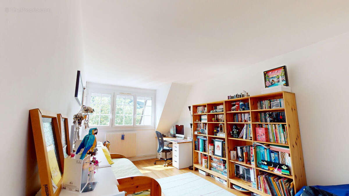 Maison de 149 m² à Breuillet - photo 9