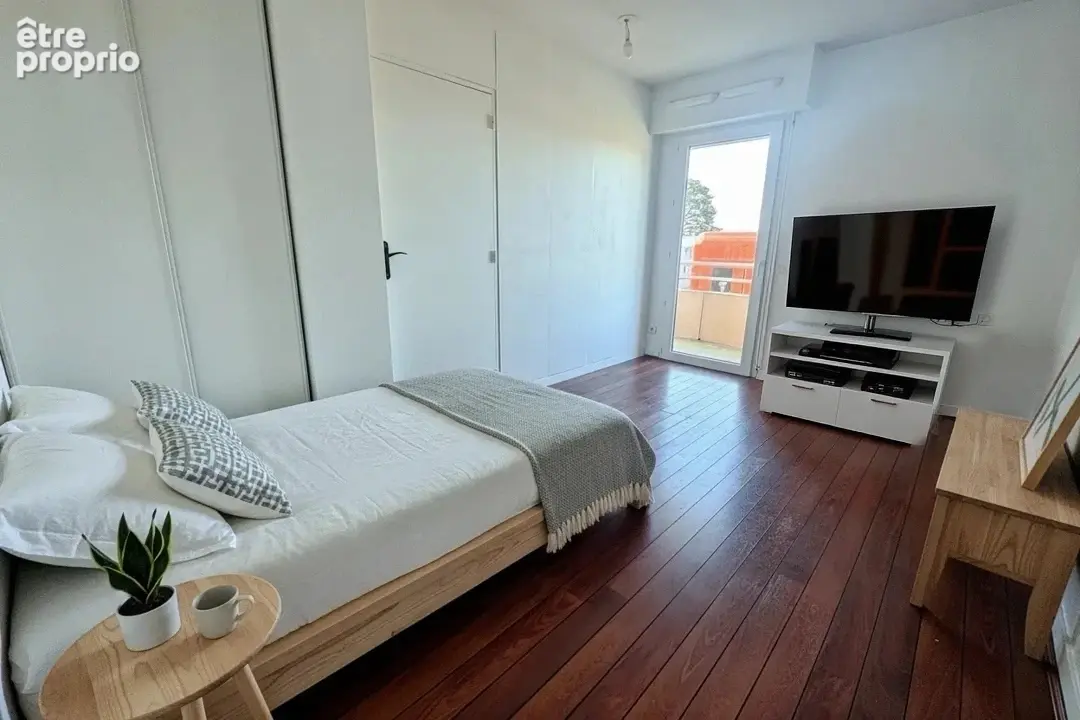 Appartement T2 - 29 m² Reze  - Balinière - photo 2