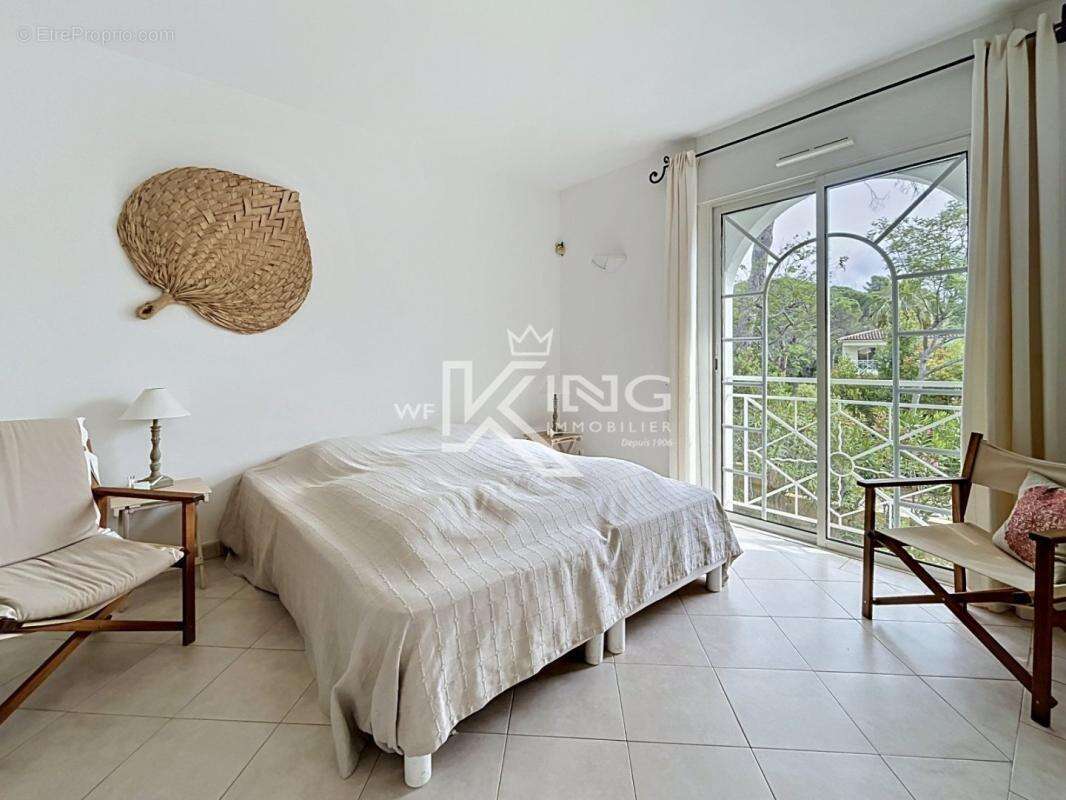 Saint Raphael villa haut de gamme dans domaine fermé - photo 9