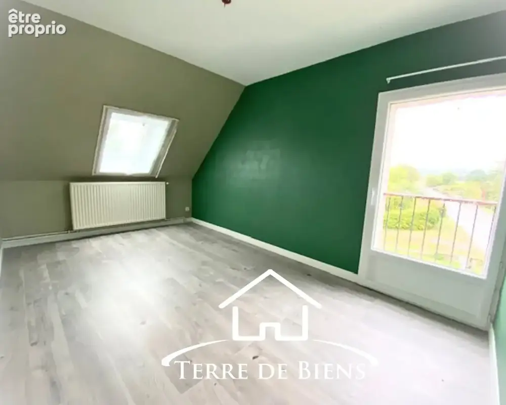 Nouveauté, libre d'occupation, Appartement de 57m2, rénové avec deux chambres à VENIZEL - photo 3