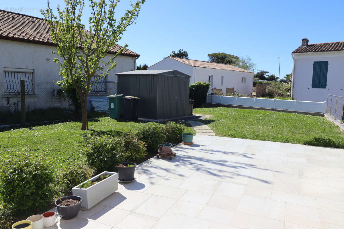 Maison à MESCHERS-SUR-GIRONDE