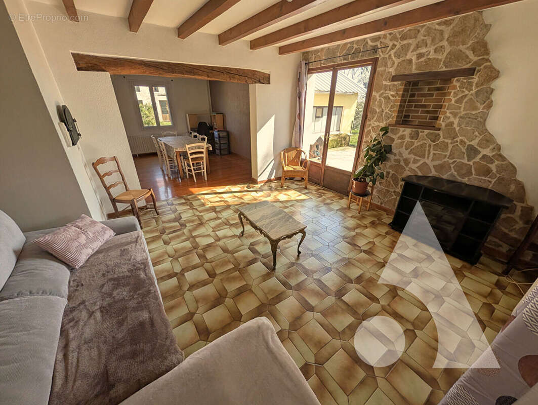 Maison à LA LOYE