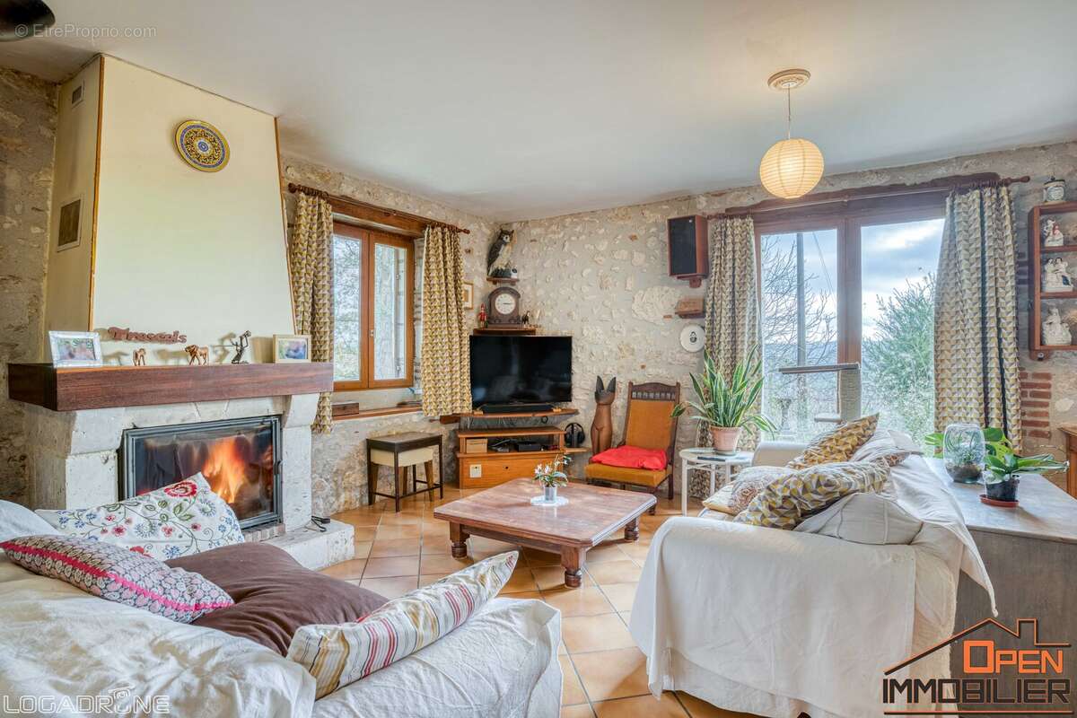 Maison à HAUTEFAGE-LA-TOUR