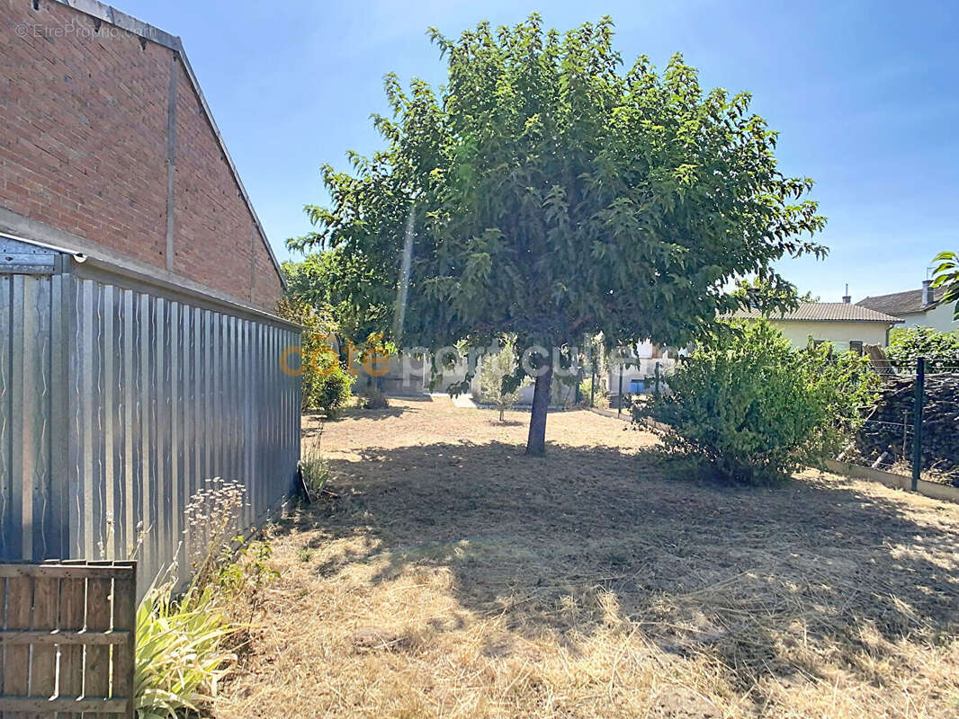Maison - 85.87 m²  - Coufouleux - 4 pièces - plain-pied - photo 15
