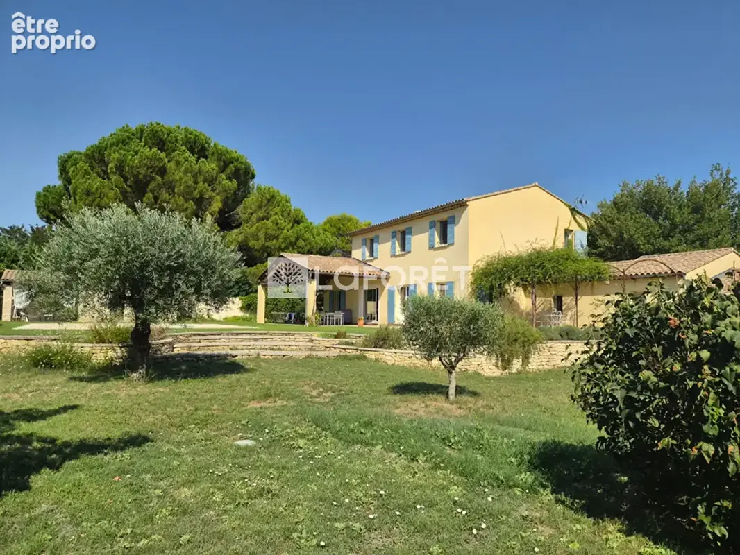 Maison à MAUBEC