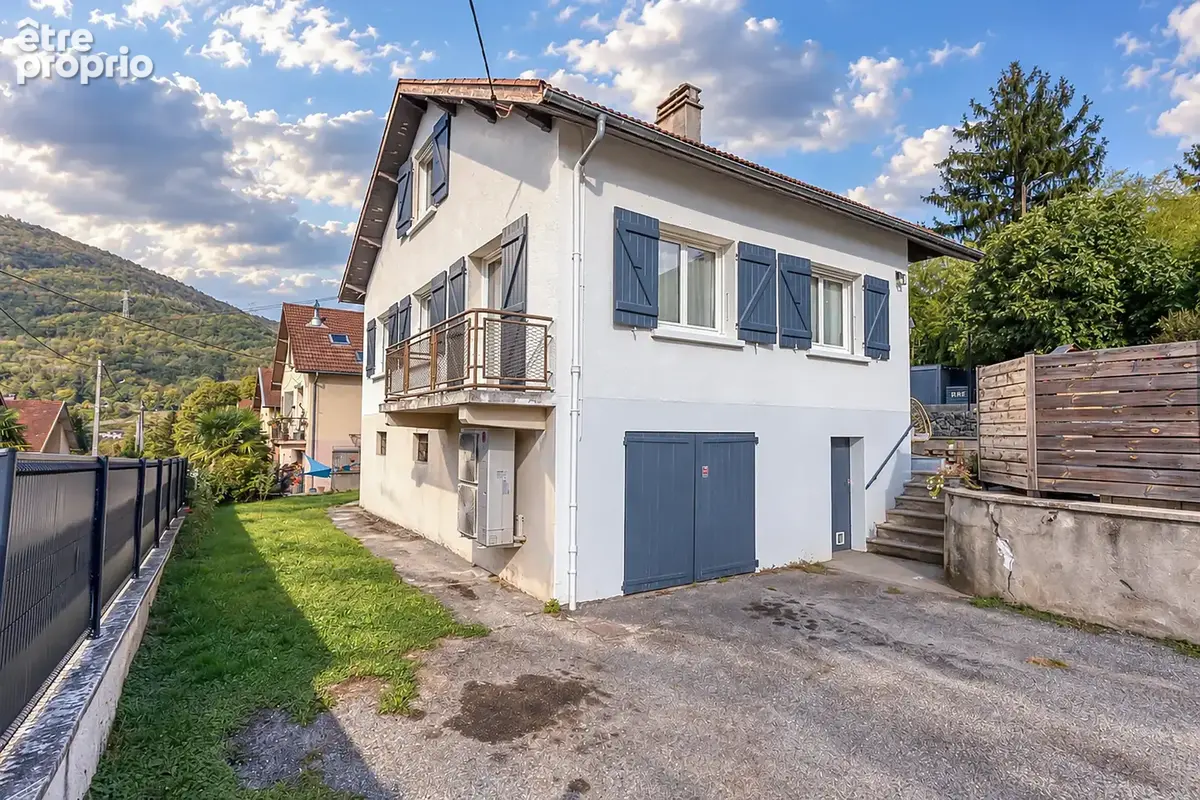VIZILLE - Maison de 92m2 habitables + 60 m2 utiles, rénovée avec goût, disposant d'une vue dégagée et de beaux - photo 26