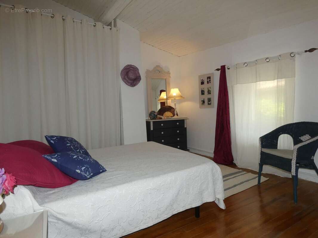 Maison 100 m² à Saint-Martin-Lys  - photo 7