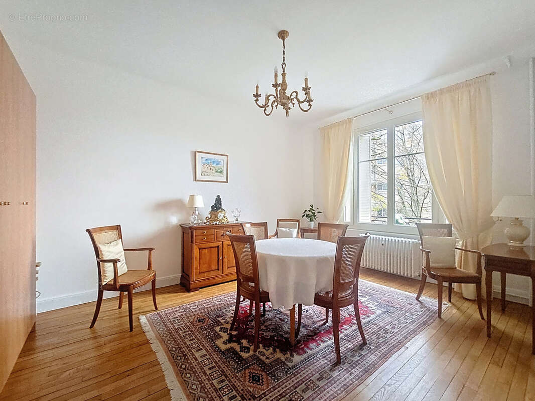 Appartement à VICHY