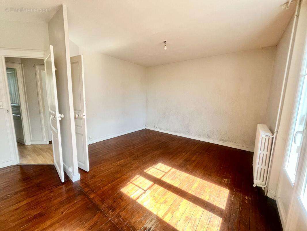 Appartement à LE POULIGUEN