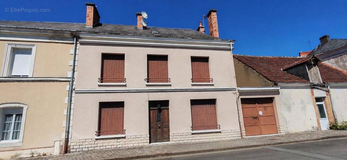 Maison à AUBIGNE-RACAN