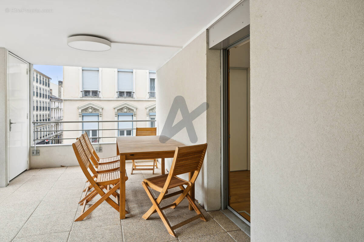 Appartement à LYON-6E