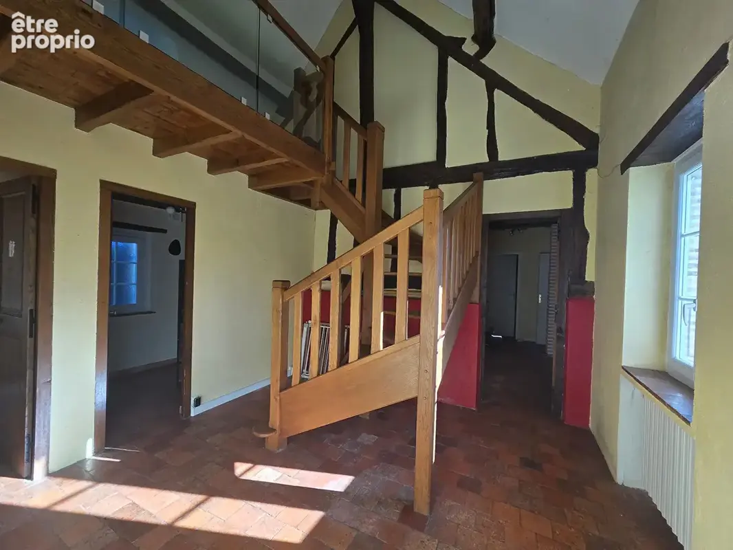Maison 6 Chambres - 233 m² habitable, sur 1 hectare de terrain avec plan d'eau - photo 4