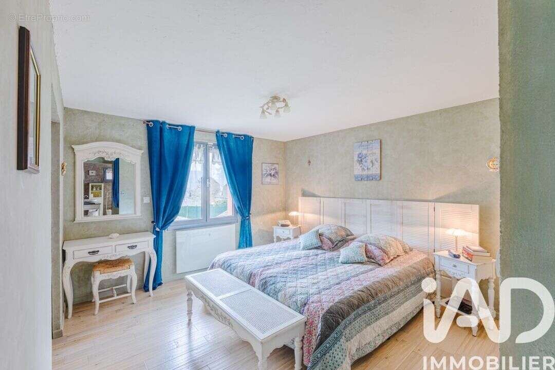 Maison 188 m² à Juziers  - photo 9