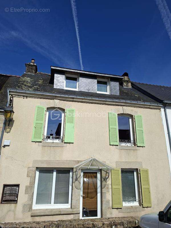Maison 5 pièces 135m² - photo 2