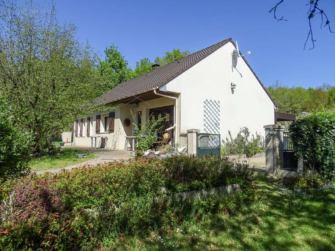 Maison à CHATRES-SUR-CHER