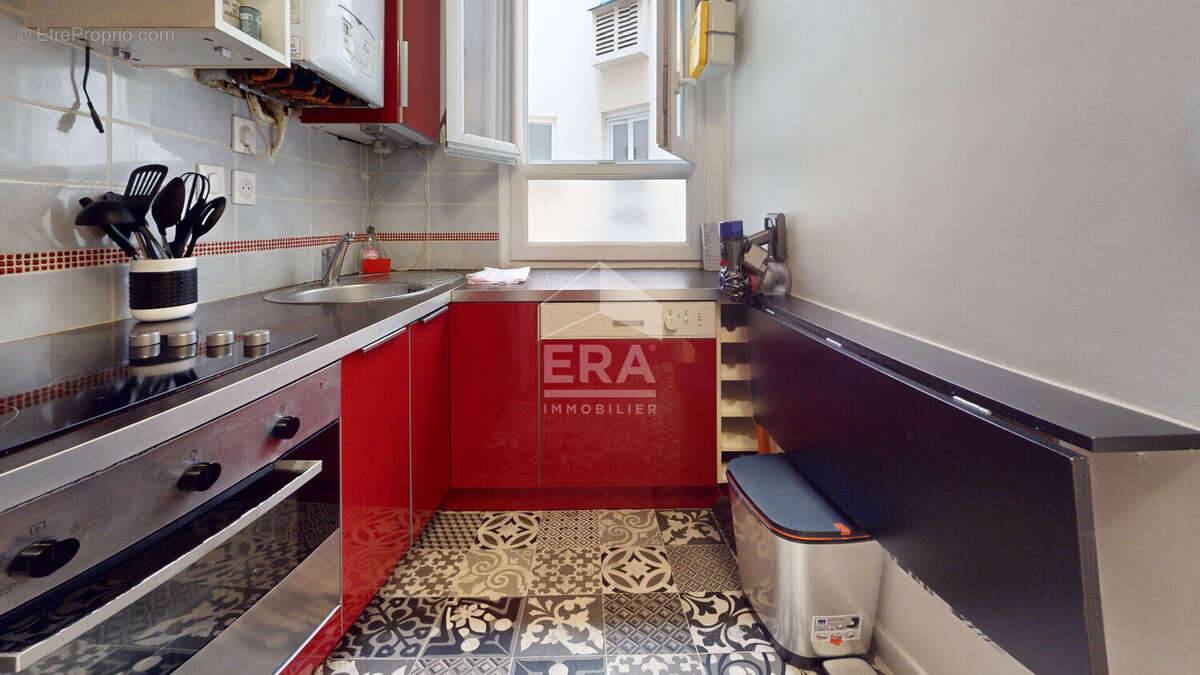 Appartement à PARIS-18E