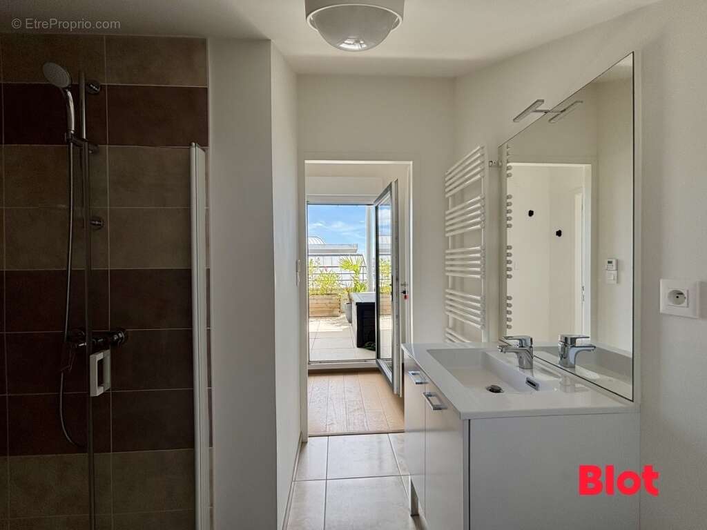 Appartement à LE POULIGUEN