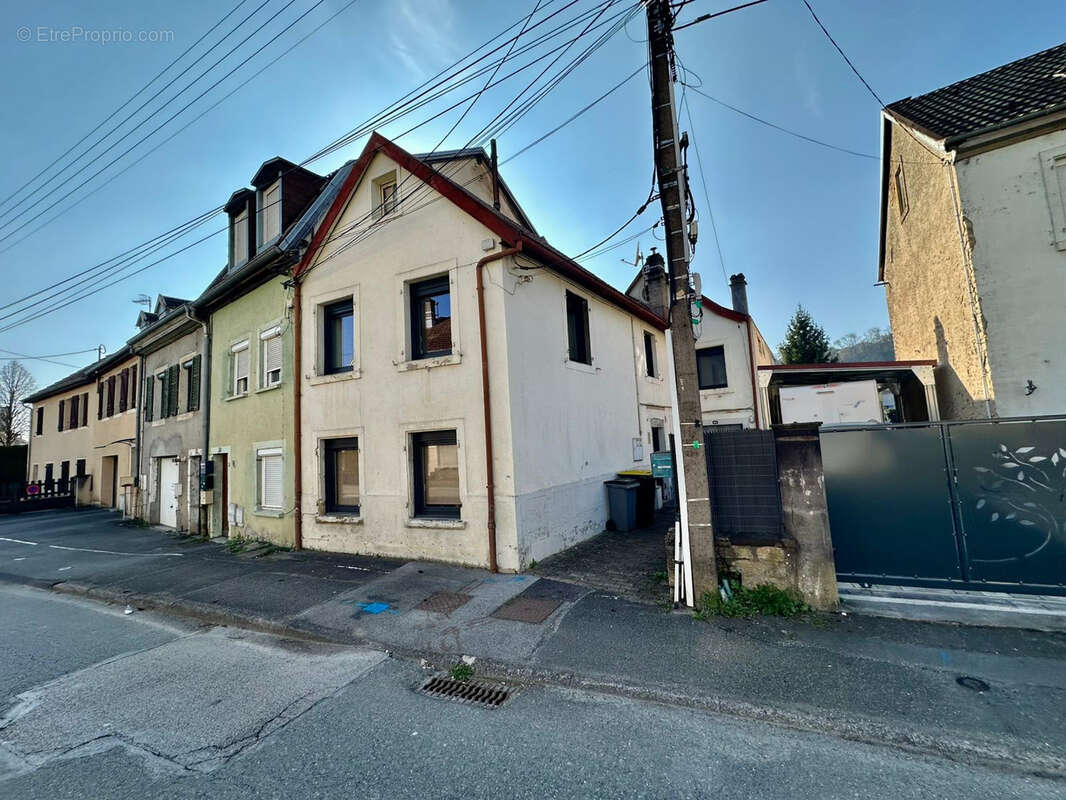 Maison à SAINTE-SUZANNE