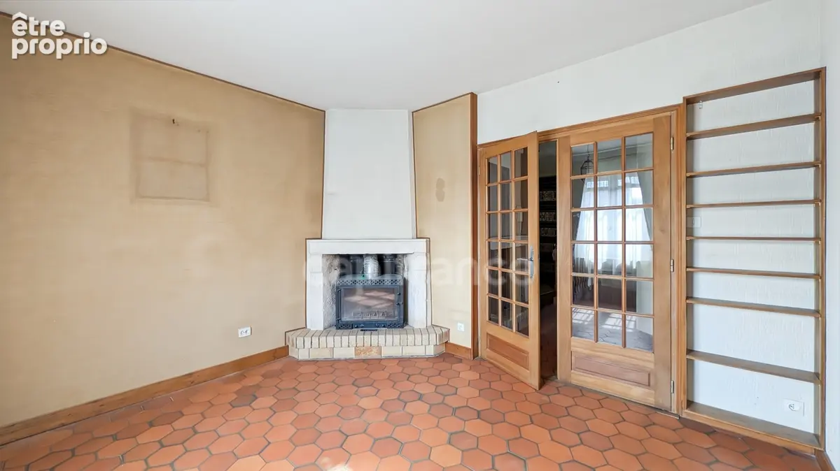 A vendre Magnifique maison Bourguignonne de 11 pièces FONTAINES (71) 7 chambres garage atelier 6000 m² de terrain ! - photo 10