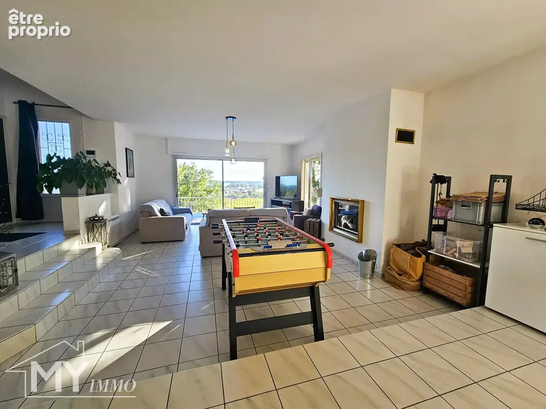 Vélines : Maison d’architecte de 218 m² avec piscine sur près de 2,8 hectares - photo 10
