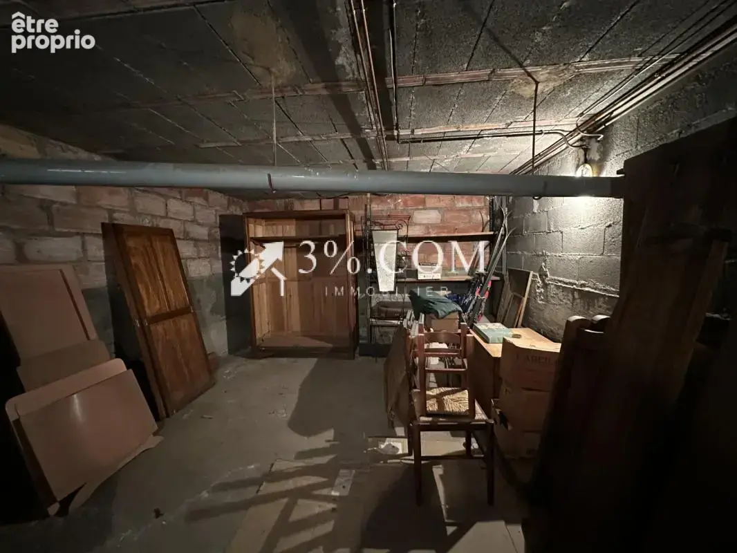 Maison à rénover entièrement sur trois niveaux avec garage - photo 20