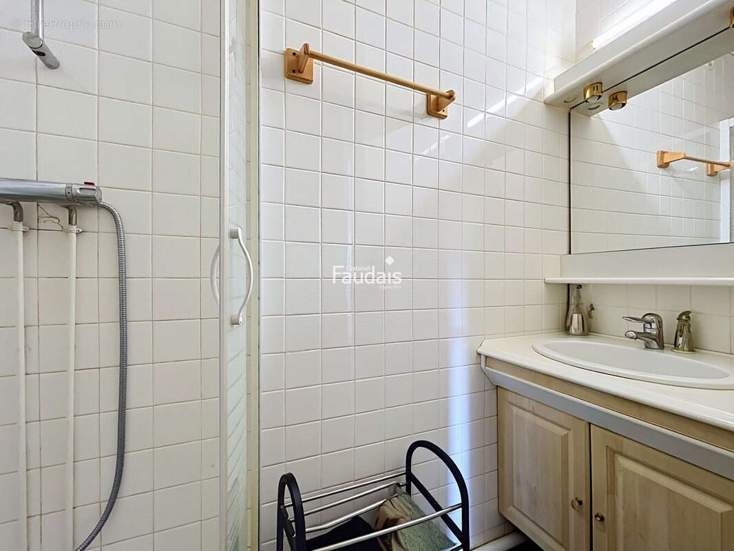 Appartement 40 m² à Barneville-Carteret  - photo 9