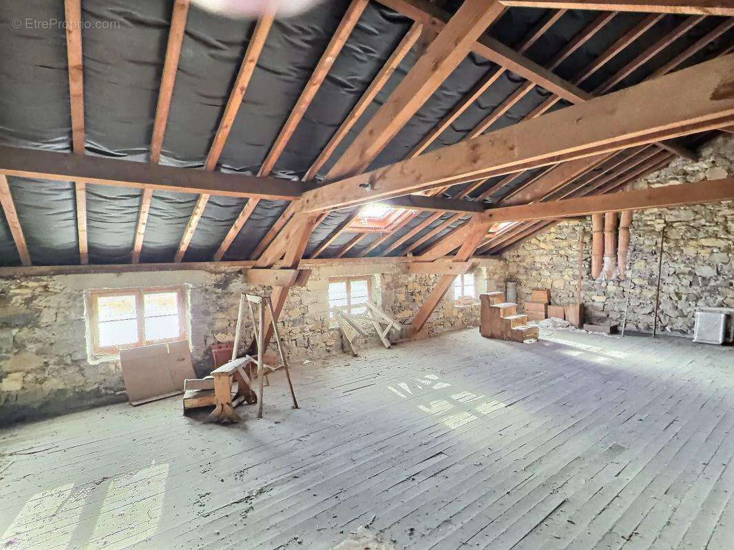 Appartement à ROQUEBILLIERE